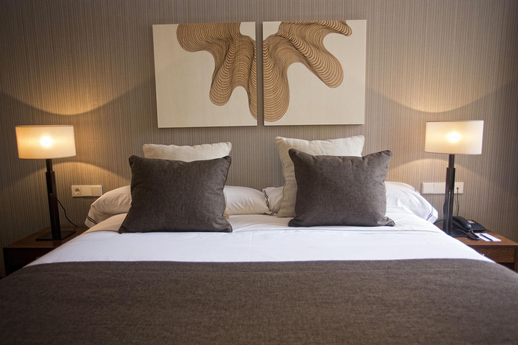 Carris Cardenal Quevedo Hotel Ourense Buitenkant foto